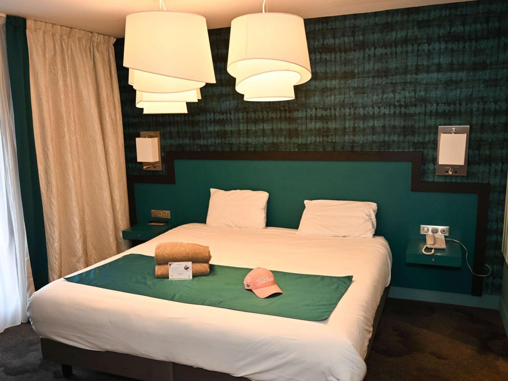 Mercure Brignoles Golf De Barbaroux & Spa Zewnętrze zdjęcie