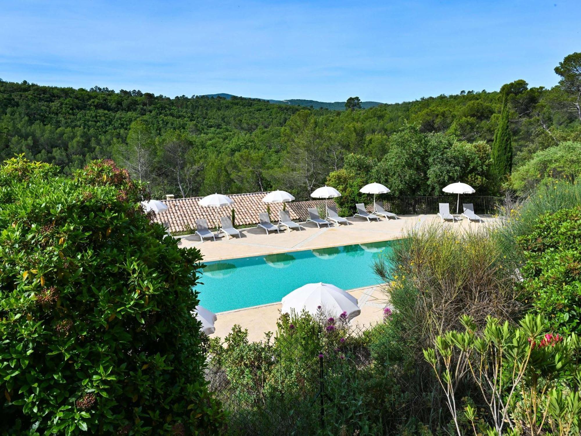 Mercure Brignoles Golf De Barbaroux & Spa Zewnętrze zdjęcie