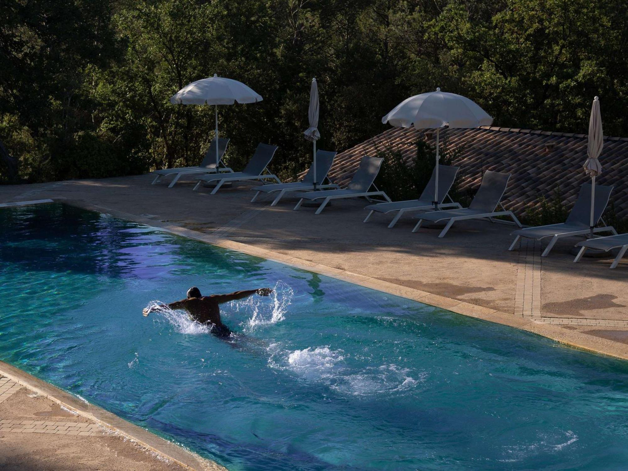 Mercure Brignoles Golf De Barbaroux & Spa Zewnętrze zdjęcie